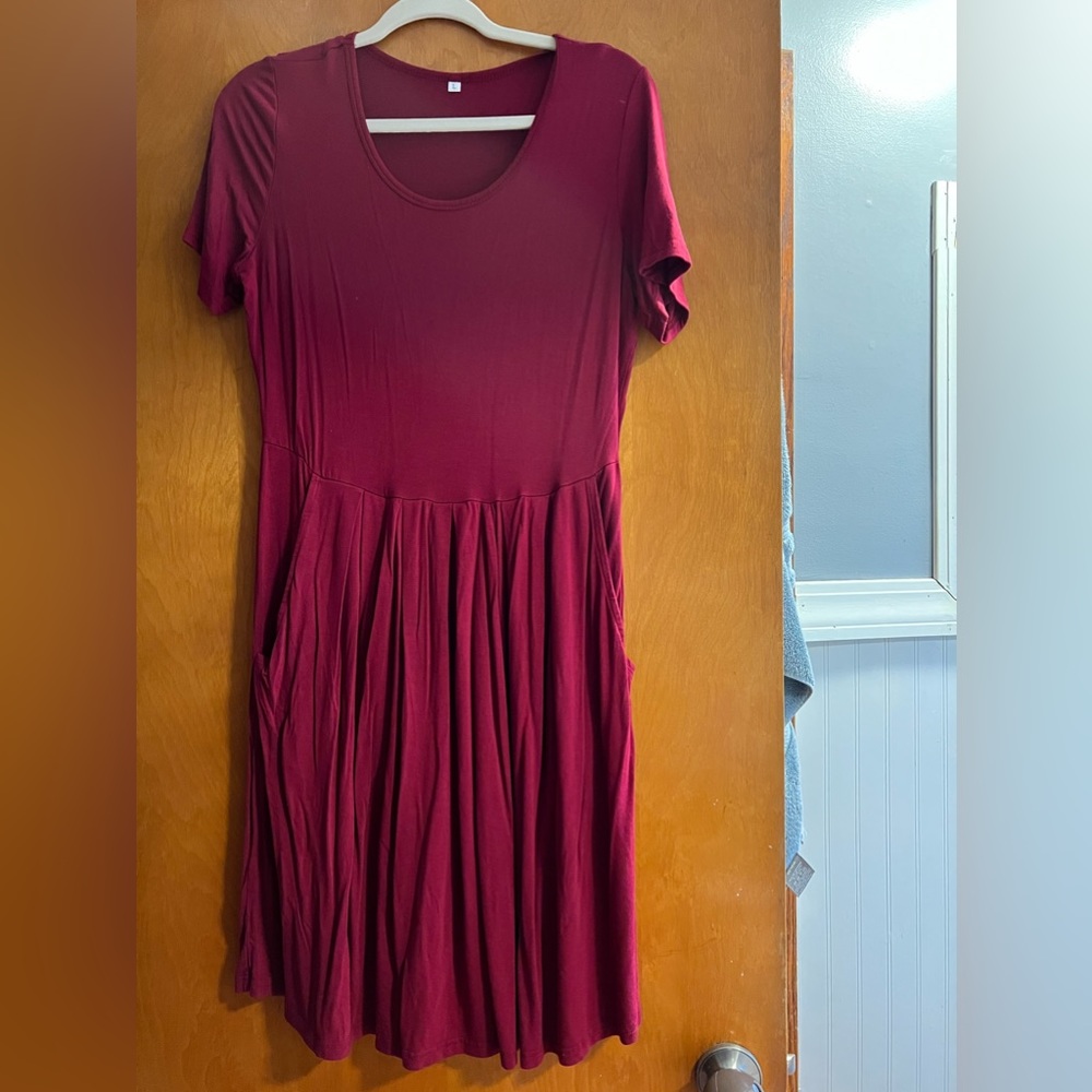 Maroon dress with pockets size large